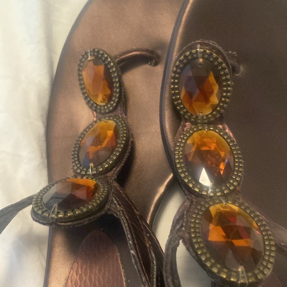 Copper coloured slip on sandals - Picture 5 of 6
